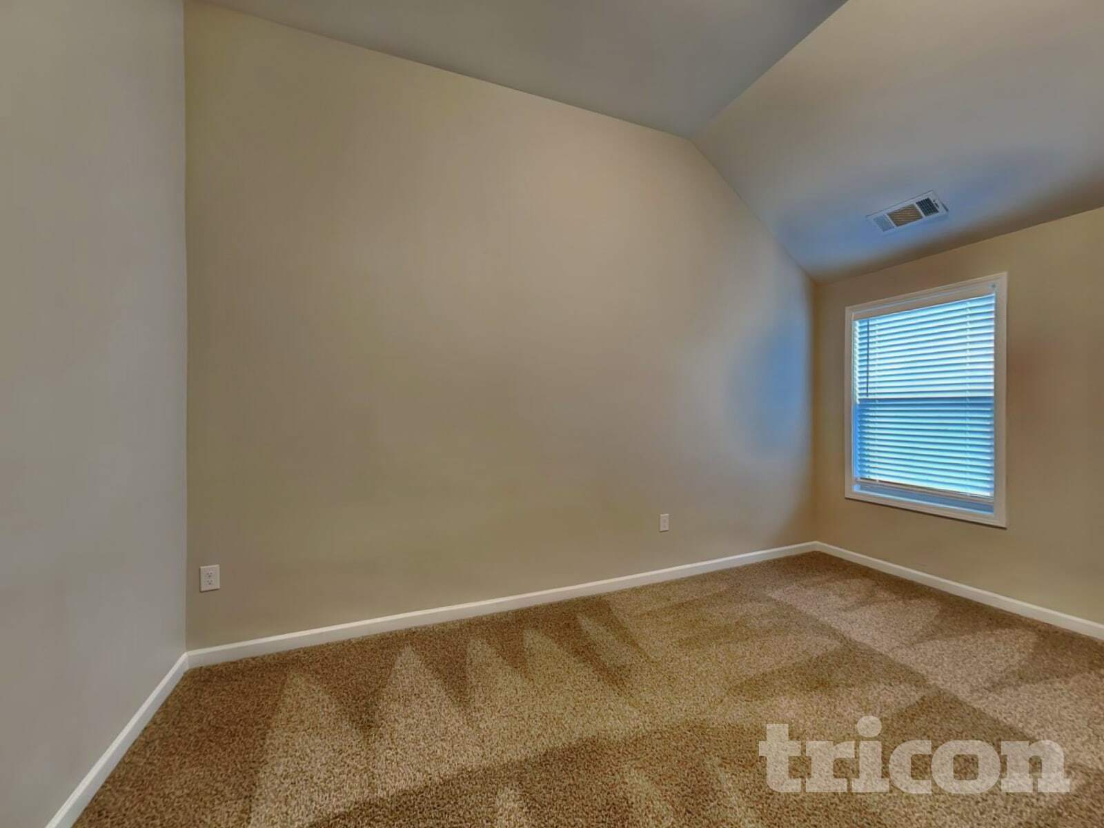 Building Photo - 7020 Prune Ln