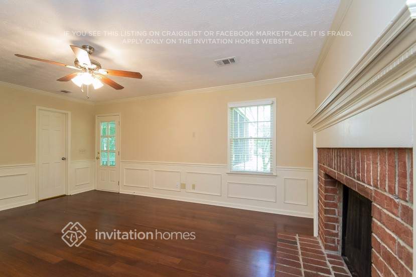 Building Photo - 3761 Apple Way
