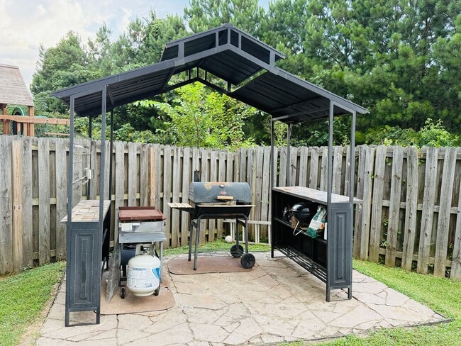 Building Photo - Black Creek Station – Just 8 Minutes from ...