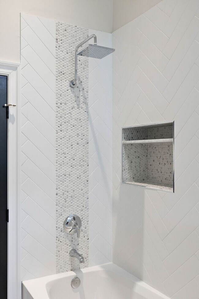 Building Photo - Renovated Ranch in North Wlmington