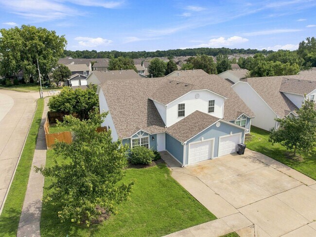 Building Photo - 3518-3520 Prescott Dr.