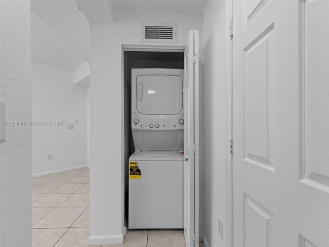 Building Photo - 11603 NW 89th St