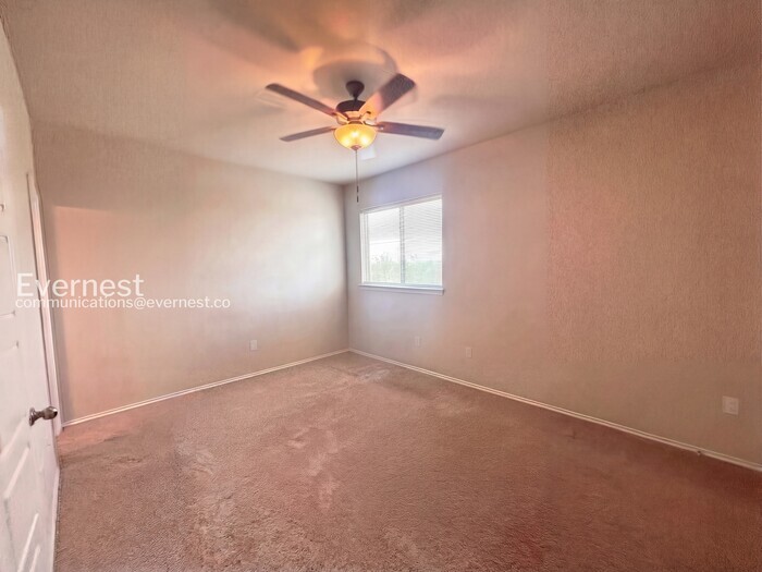 Building Photo - 1722 Davidson Rnch Dr