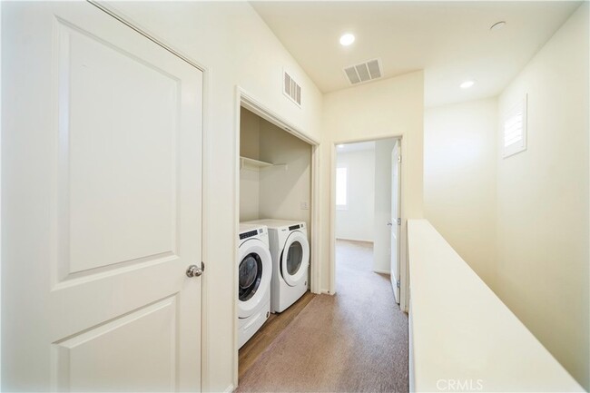 Building Photo - 811 Hudson Ln