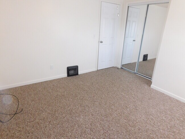 Bedroom 5 - 429 Stanwood St