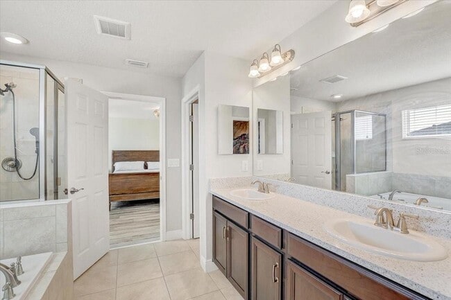 Building Photo - 11909 Bahia Valley Dr