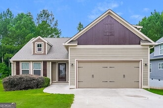 Building Photo - 607 Savannah Dr