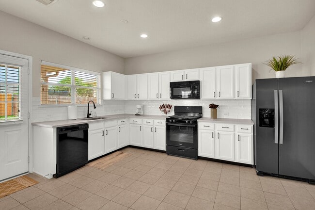 Building Photo - 19103 Bressingham Dr