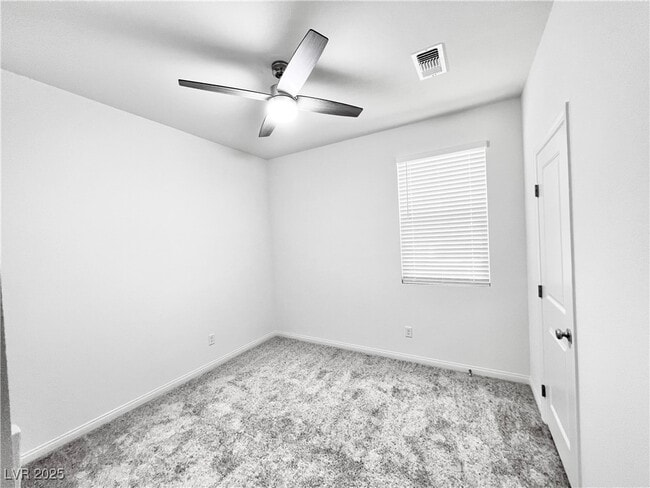 Building Photo - 8986 Lucky Crest St