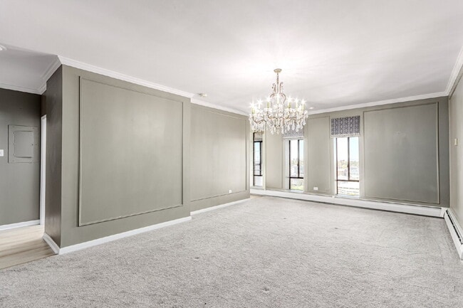 Building Photo - 3131 E Alameda Ave