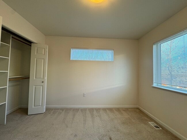 Building Photo - 11524-11524 Grand Cyn Lp