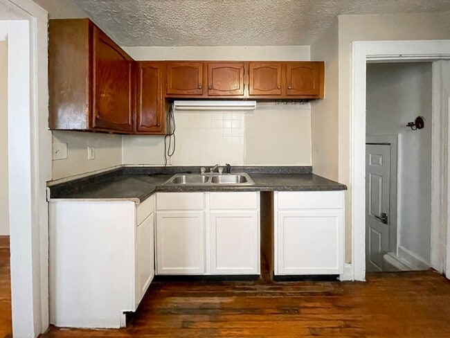 Primary Photo - Southside of Muncie