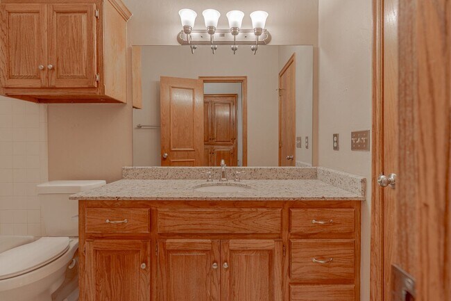 Building Photo - Beautiful 4-Bedroom, 3-Bath Home with 3-Ca...