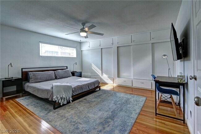 Building Photo - 2108 S 6th St