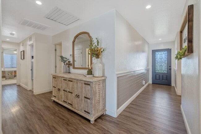 Building Photo - Updated 3BR Home with Pool, RV Parking & Solar in Shannon Ranch