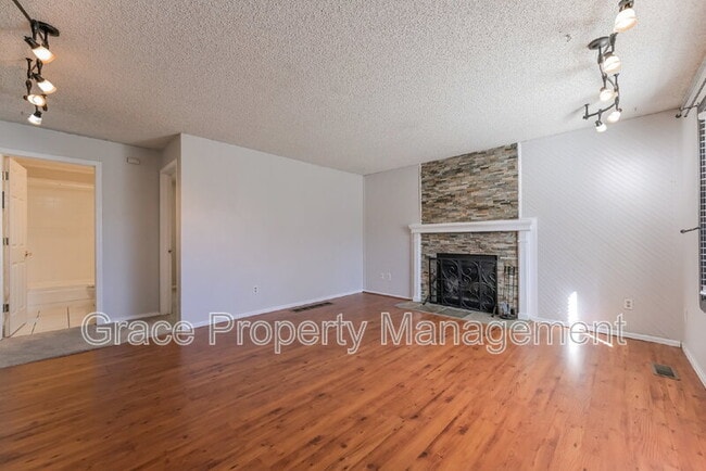 Building Photo - 19727 E Princeton Pl