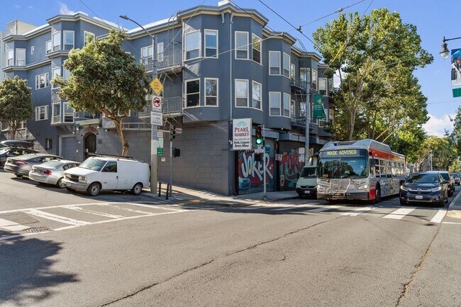 Building Photo - Magland Arms Apartments