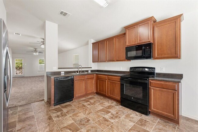 Building Photo - 220 Bauxite Dr