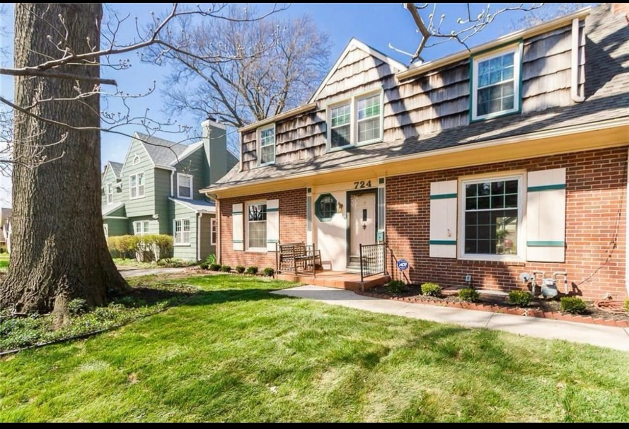 Building Photo - 724 W Gregory Blvd