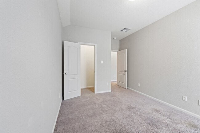 Building Photo - 3009 Wedgewood Bay Ct