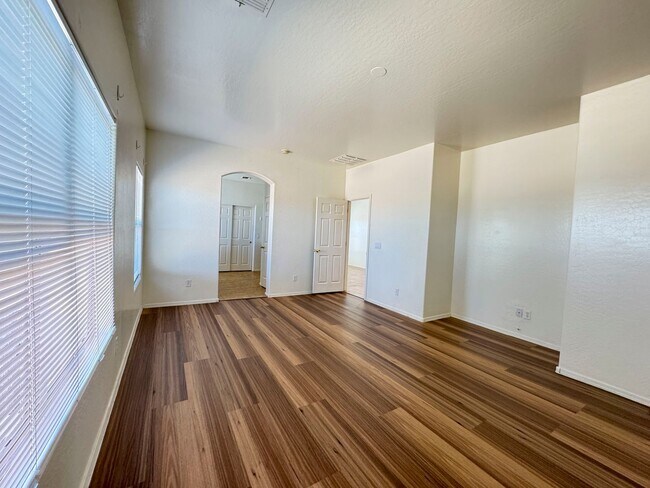 Building Photo - Queen Creek 4 bed 2.5 bath For rent