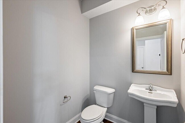 Building Photo - 3076 Lobella Dr
