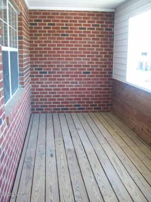 Building Photo - 1213 E Fire Tower Rd