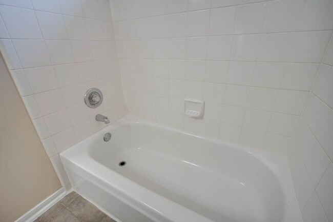 Building Photo - 4202 Cantrell Ct