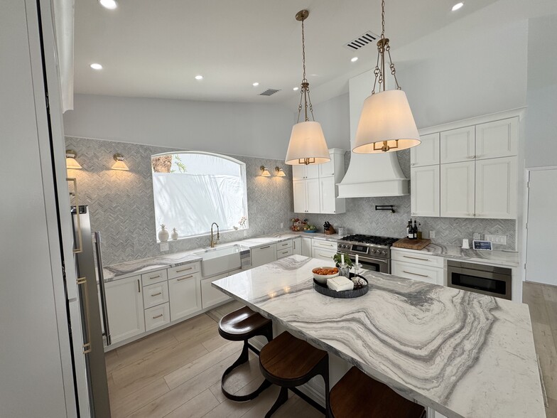 Building Photo - 10263 Allamanda Cir