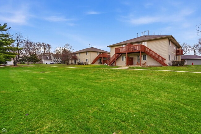 Building Photo - 490 Westwood Ct