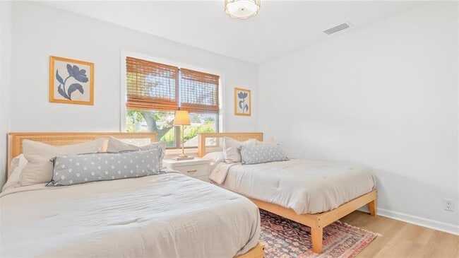 Building Photo - 512 S Harbour Oaks Dr