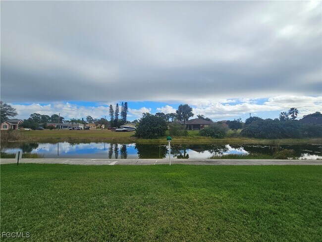 Building Photo - 702 Joel Blvd