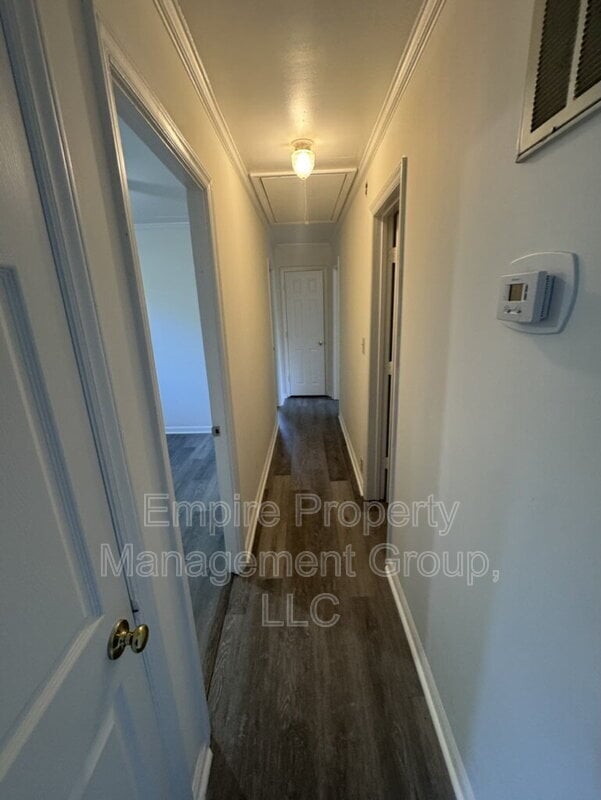 Building Photo - 2126 Old Hopkins Rd