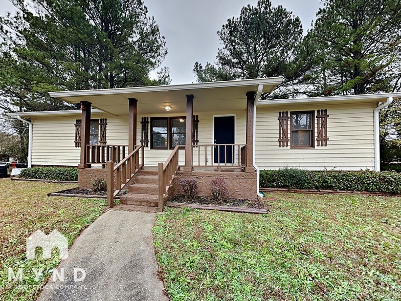 Primary Photo - 2814 Bay Leaf Dr SE
