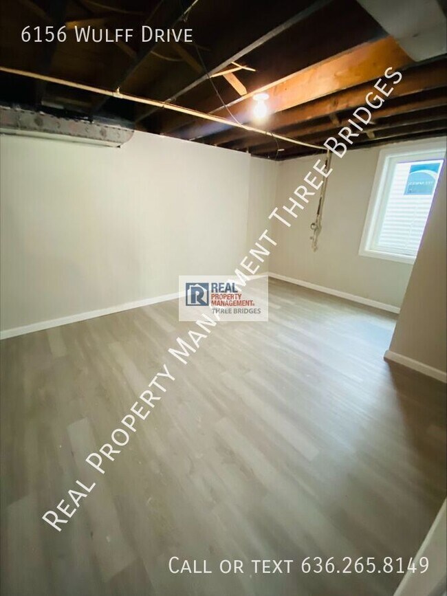 Building Photo - 6156 Wulff Dr