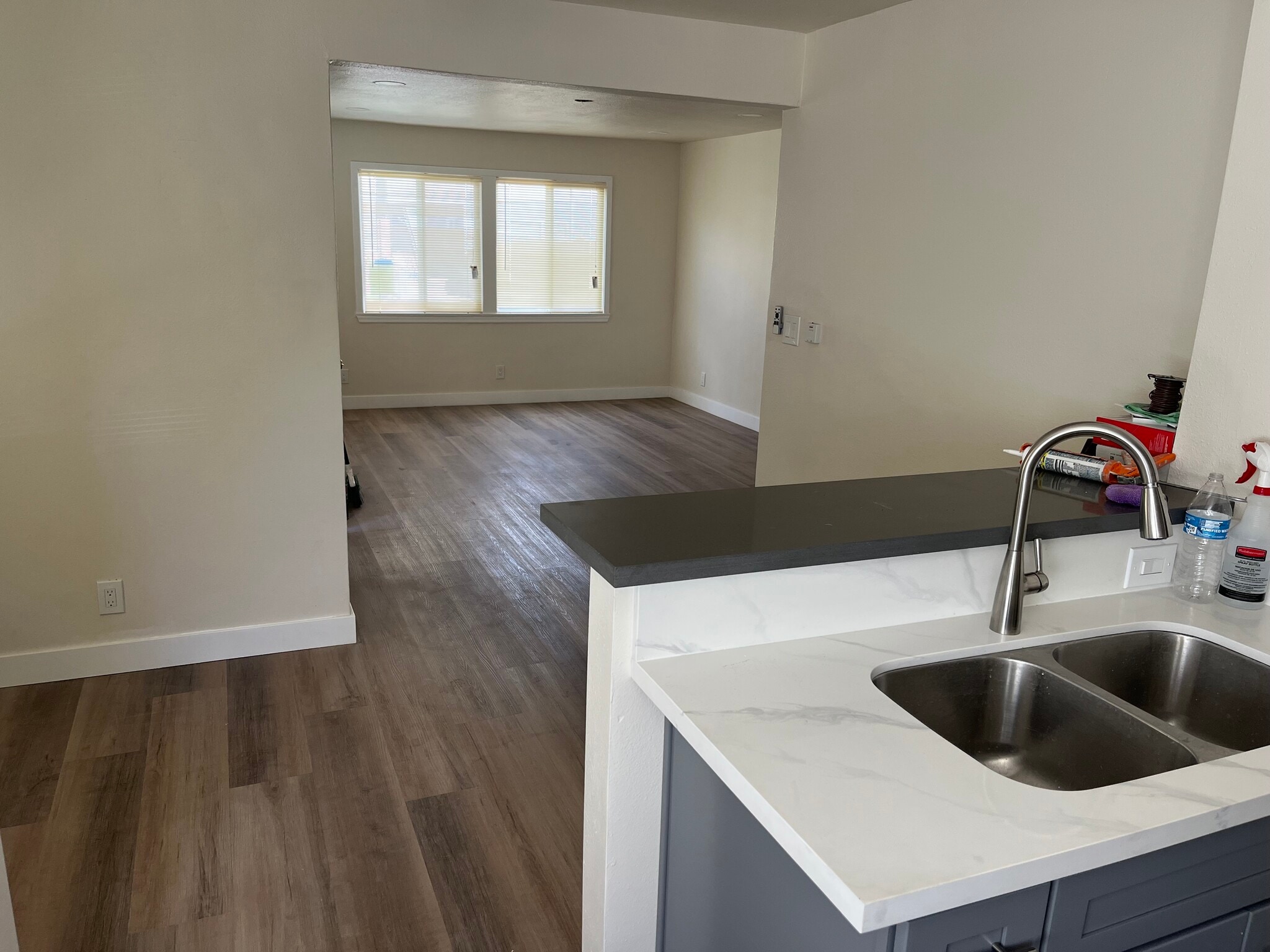 Building Photo - 2003 W Olympic Blvd