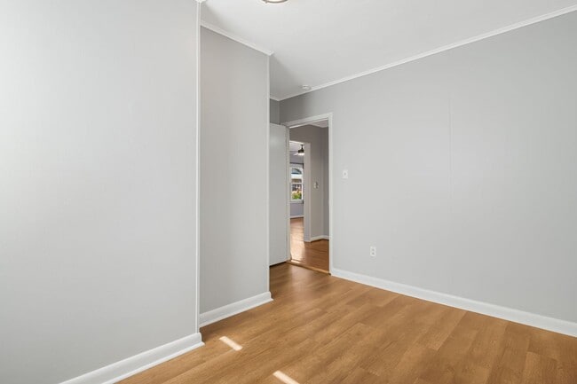 Building Photo - Modest East Asheville 3-Bedroom with Garage & Fenced-In Backyard