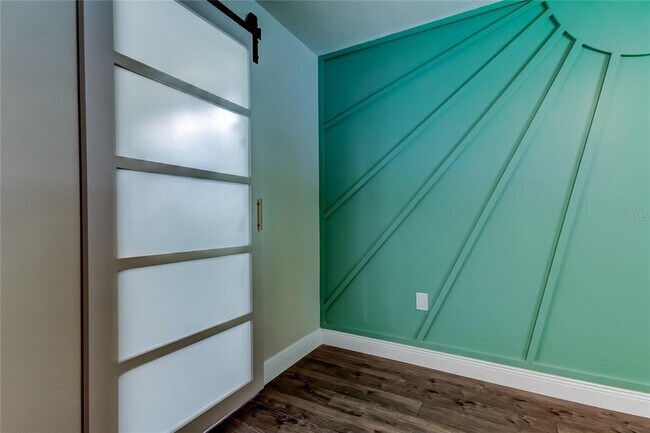 Building Photo - 2673 Sabal Springs Cir