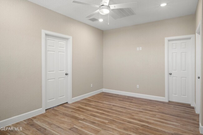 Building Photo - 6305 Palo Verde Pl