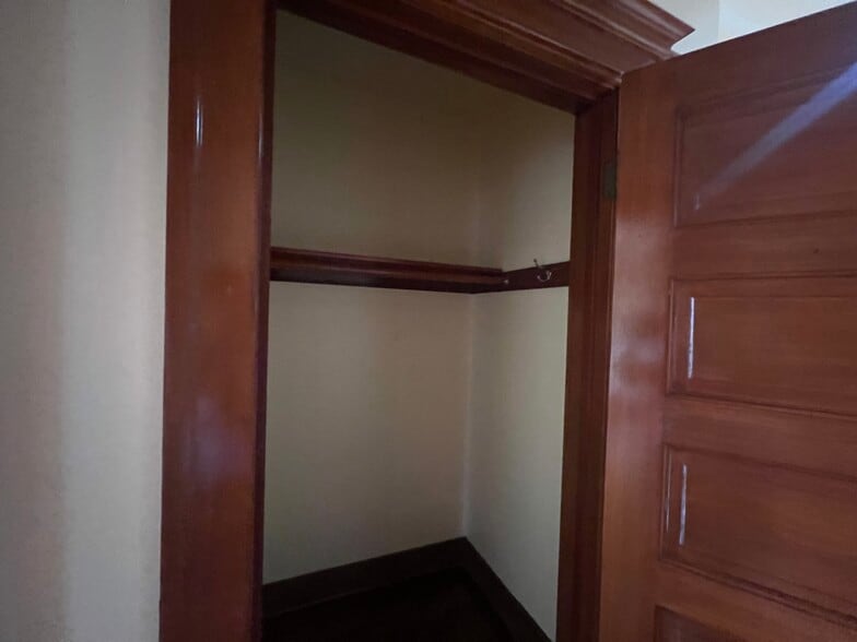 Building Photo - 2232 Juliet St