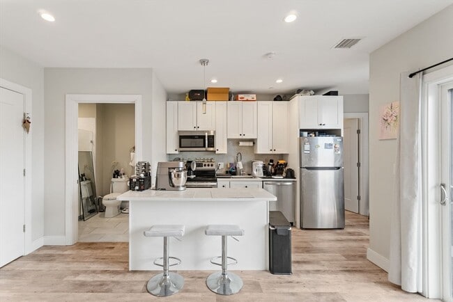 Building Photo - 1457 Tremont St