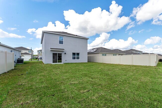 Building Photo - Stylish 4-Bedroomf in Summerly, Saint Cloud - Minutes from Lake Nona. Available after August 10!