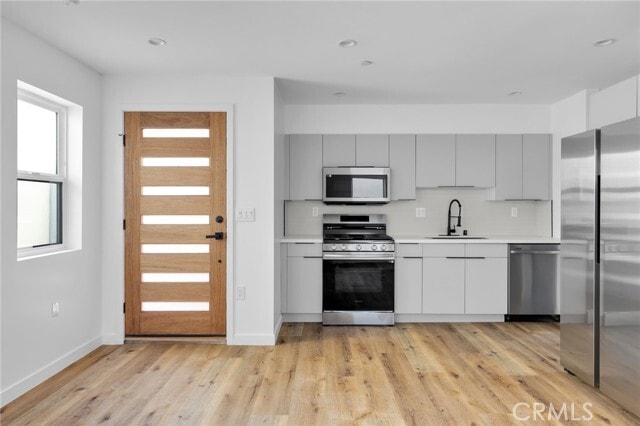 Building Photo - 1734 Carmona Ave