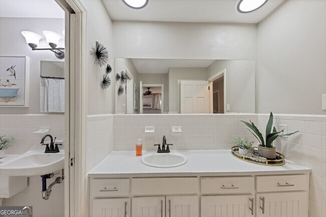 Building Photo - 2984 Blackberry Ln