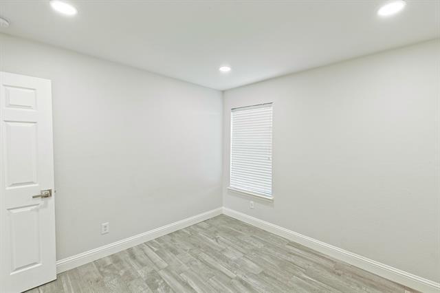 Building Photo - 9900 Presthope Dr