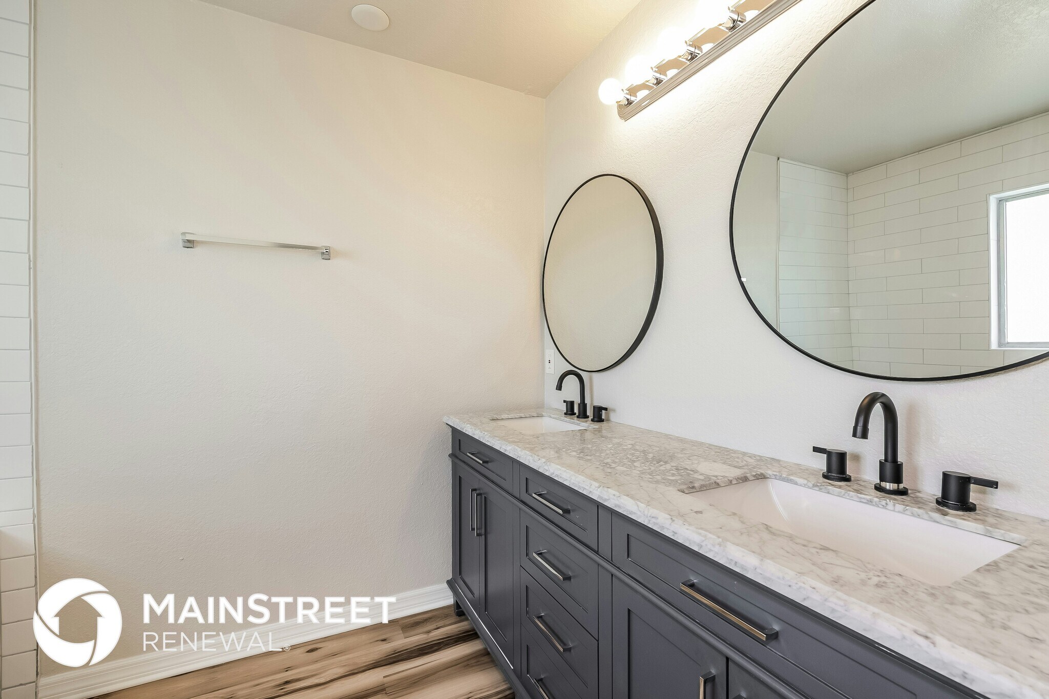 Building Photo - 1318 Arrow St