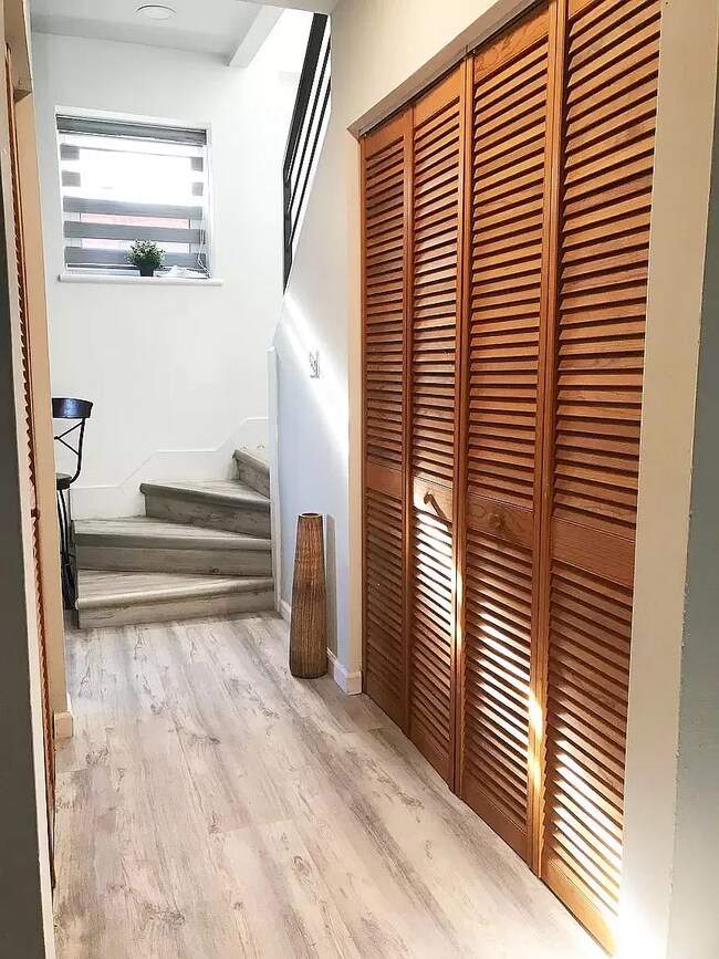 Building Photo - 4529 Arco Ave