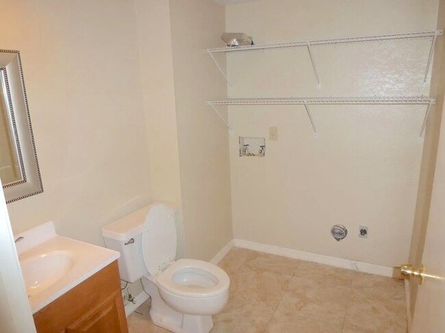 Building Photo - 1526 Winter Green Blvd