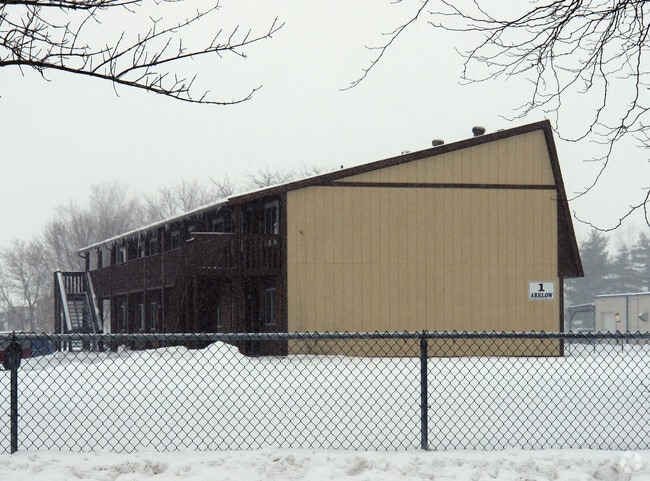 Building Photo - 1 Arklow Dr