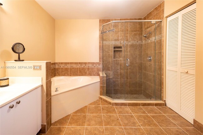 Building Photo - 2260 NW 137th Ave